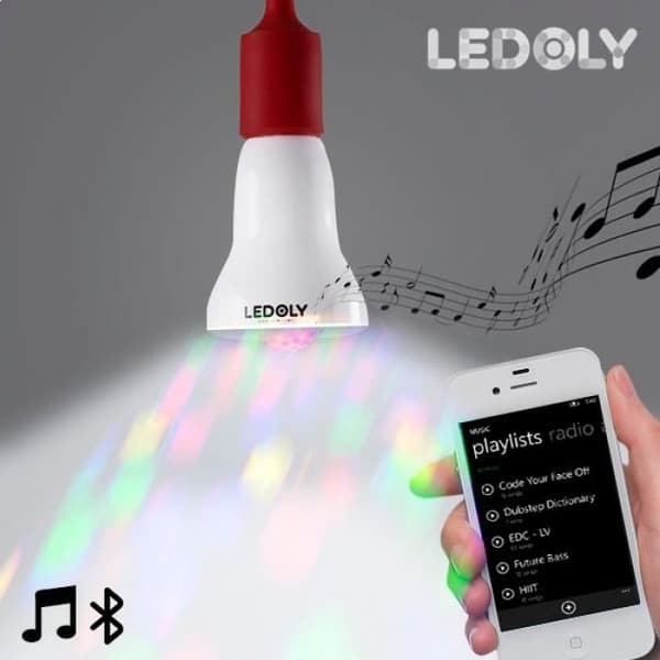 2 LED-lampor med högtalare och fjärrkontroll
