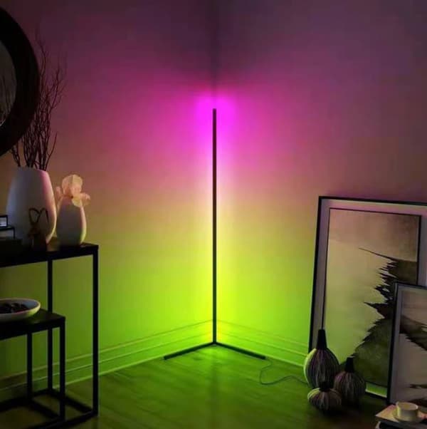 Tuya Smart LED Golvlampa / Hörnlampa med 16 miljoner färger, google home, alexa, wifi