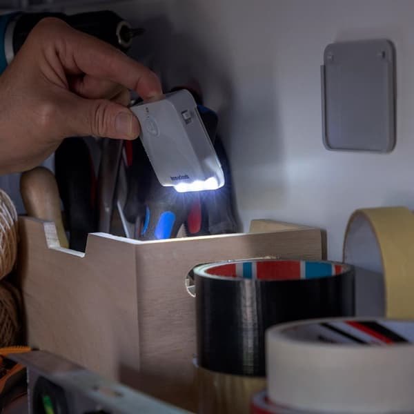 2x Trådlösa LED-lampor med Rörelsesensorer