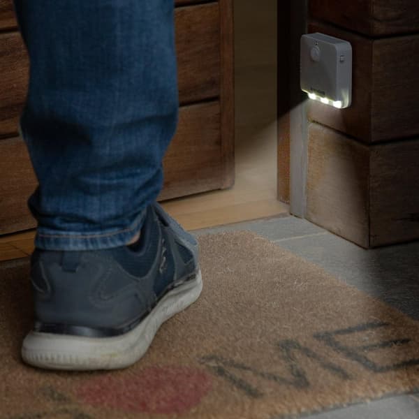 2x Trådlösa LED-lampor med Rörelsesensorer