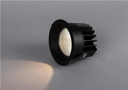 Solo Mini G2 LED-downlight Sort 3000K, 1080 lm, Ra>85, SDCM3, 15W, IP54, klart dækglas. Fasedæmpbar driver inkluderet PROFESSIONEL