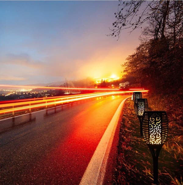 INF Solar Flame lys utendørs, 12 LED flimrende lys (2 pakke) Sort0