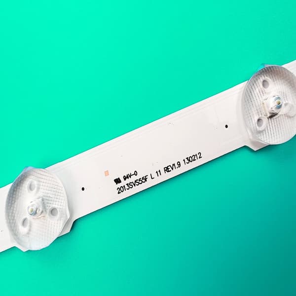 LED-nauha UE55-malleille, 1150 mm pituus, 18 LED-palloa per nauha, 3V jännite