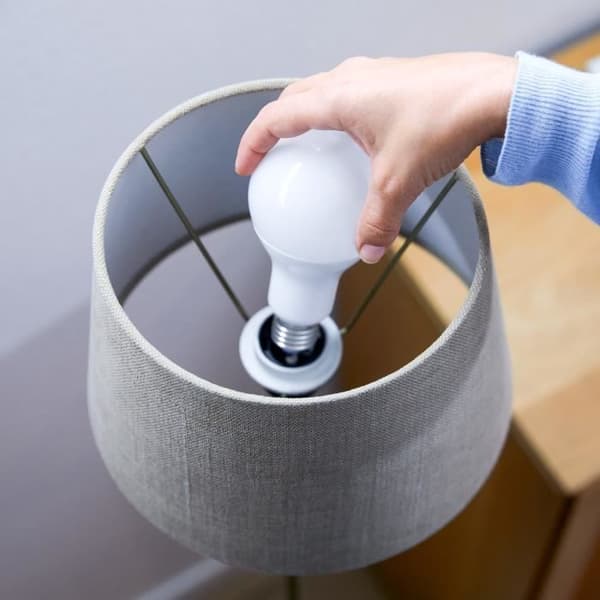 WiZ 100W E27 färg smart glödlampa