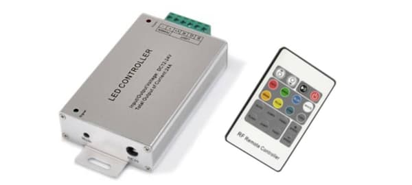 MW-CTR-RGB-8A-01: RGB radiocontroller, 12V/24Vdc 3x8A, 20-knaps fjernbetjening