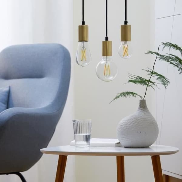 WiZ-ansluten glödlampa Vit variabel E27 60W
