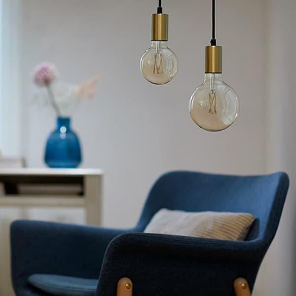 WiZ-ansluten lampa Globe 120 Vit variabel E27 60W