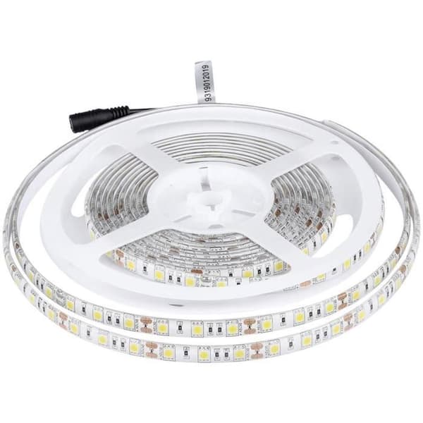 LED-remsa V-TAC VT-5050 60 RGB IP65 5m 2155 N-A Effekt: 54 W RGB N-A
