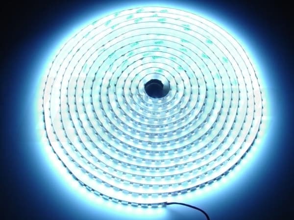 LED-strip 5m 600 LED 2835 varm hvid IP20, 48W / 1800LM / rulle 5m