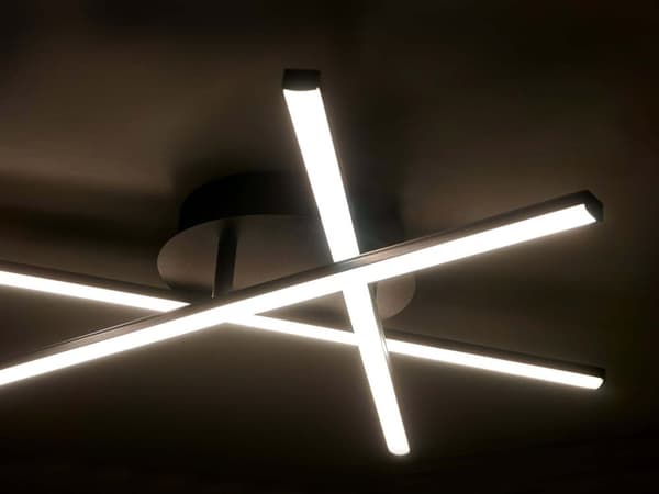 3-flammende LED-loftlampe 27W 4000K Moderne rund loftlampe med fjernbetjening, Tivoli