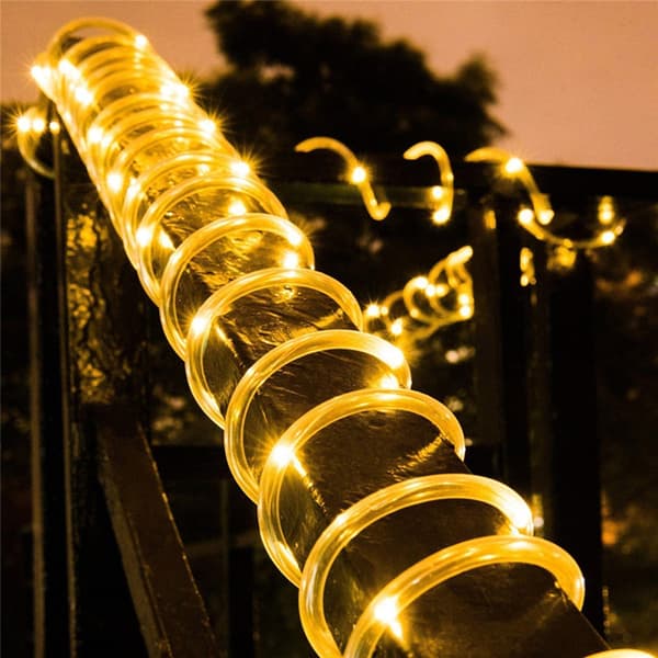 Paristokäyttöinen LED-silmukka kaukosäätimellä ja 8 valaistustilalla - 10 metriä