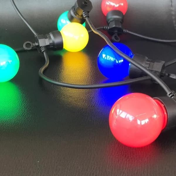 PARTY GUINGUETTE ljus krans - mångfärgad LED