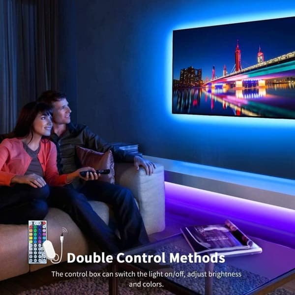 Fleksibel 10m RGB LED strip / Lyssløjfe / LED-Strip Bluetooth APP