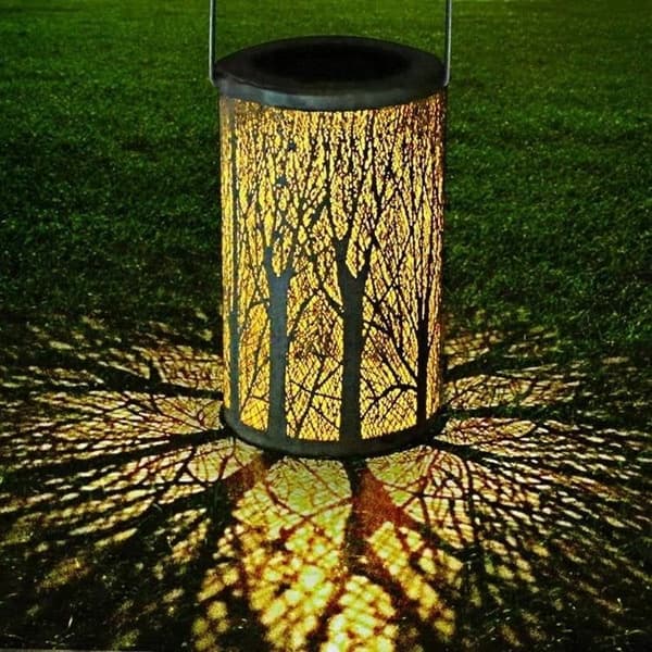 Stämningsfull svart solcellsdriven bordslampa  Adara