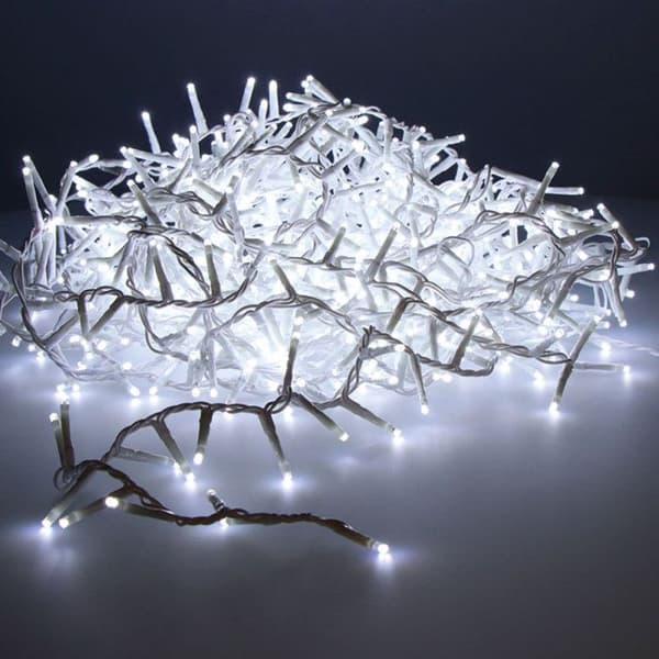 Ljus girlang - Lyx - 16 m - 750 LED - Cool vit - Blinkande belysning