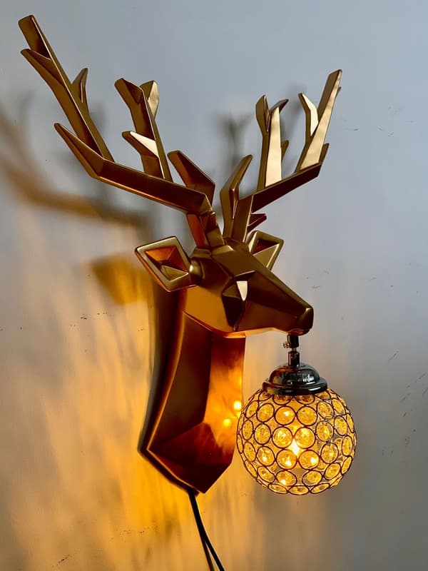 Hjort - modern dekorativ gyllene rådjur vägglampa 53cm