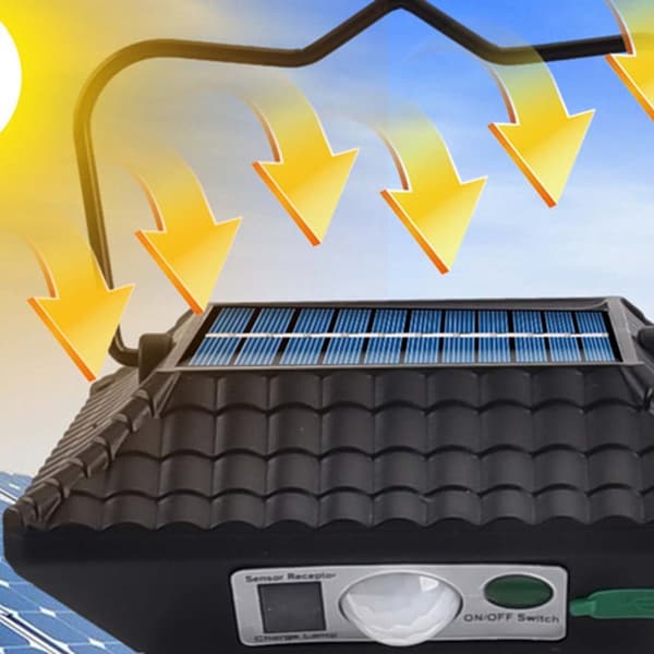Solcellslykta med Fjärrkontroll och Rörelsesensor