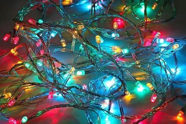 Solcellsdriven LED-ljuskedja m/100 LED (flera färger) 9 meter
