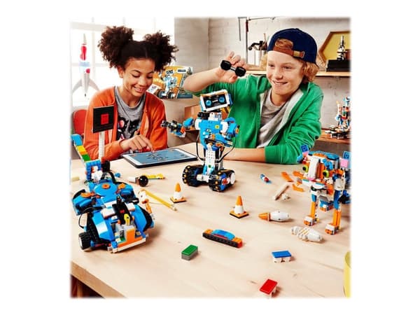 LEGO BOOST 17101 Luova työkalupakki