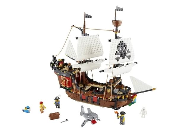 LEGO Creator 3-in-1 31109 Merirosvolaiva