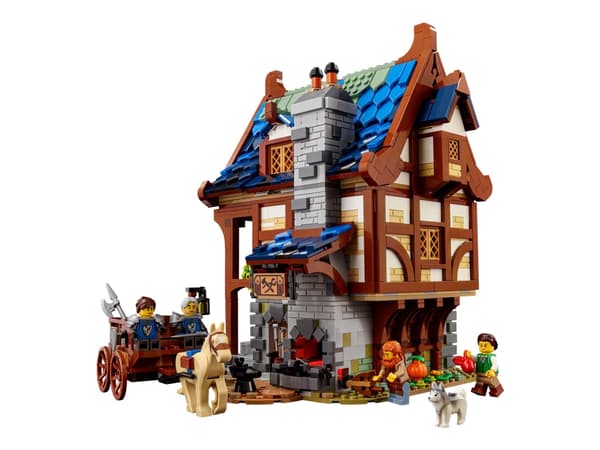 LEGO Ideas 21325 Medieval Blacksmith
