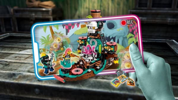 LEGO® Vidiyo Punk Pirate Ship 43114