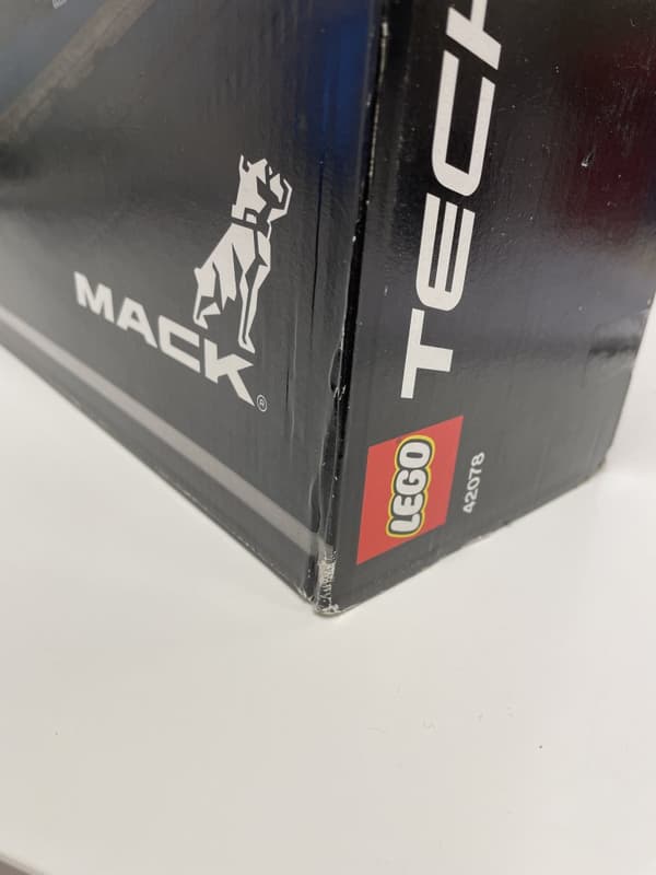 LEGO Vintage Technic Mack Anthem 42078