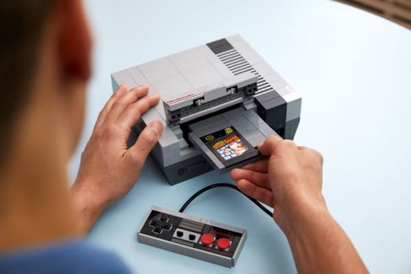 LEGO Nintendo Entertainment System 71374