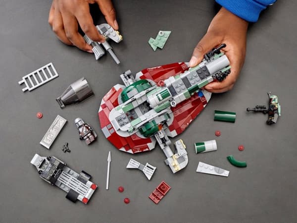 LEGO Star Wars Boba Fetts Starship 75312