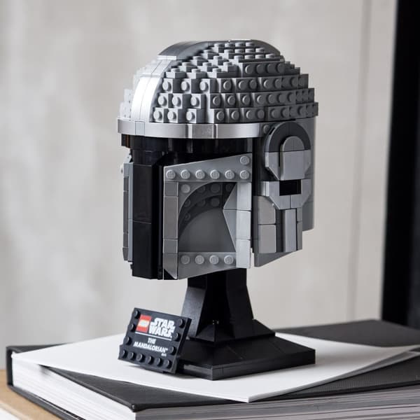 LEGO Star Wars The Mandalorian Helmet 75328