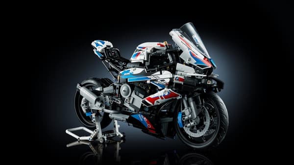 LEGO® Technic BMW M 1000 RR 42130