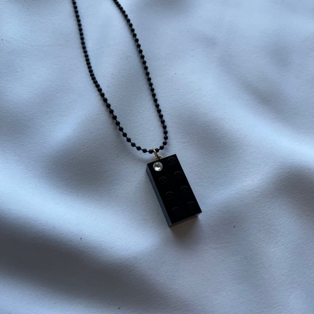 Halsband 2x4 med diamant Svart S004