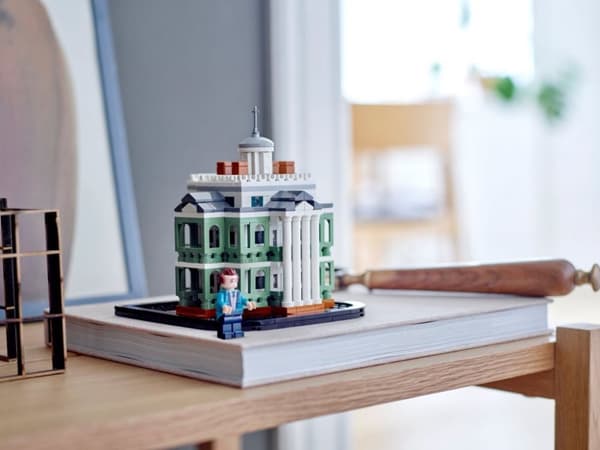 LEGO Disney Mini Disney Den hemsökta herrgården 40521