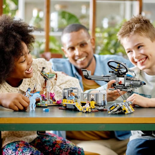 LEGO Avatar Svävande bergen: Site 26 och RDA Samson