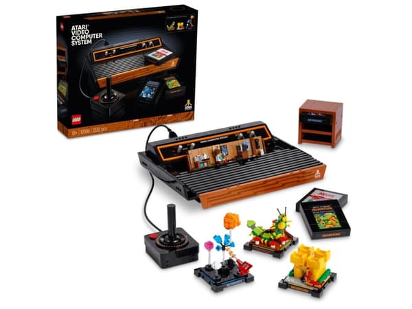 LEGO Icons 10306 Atari 2600
