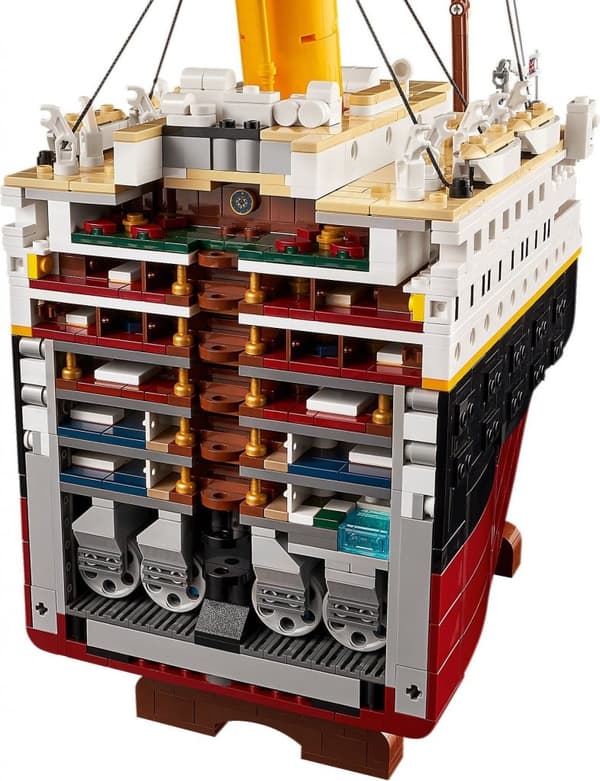 LEGO Icons LEGO Titanic 10294