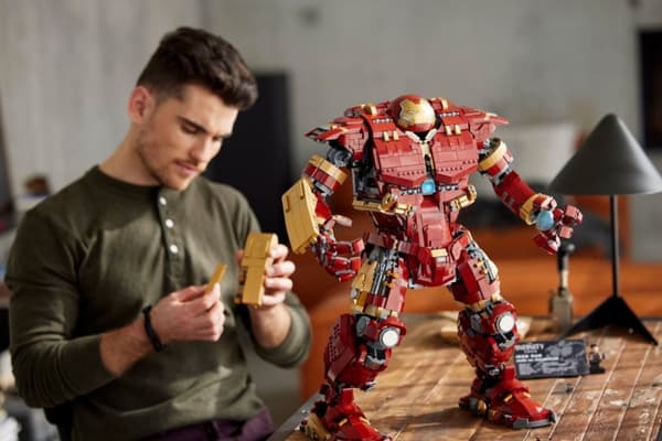 LEGO Super Heroes Hulkbuster 76210