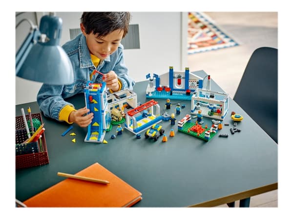 LEGO City 60372 Politiakademiet
