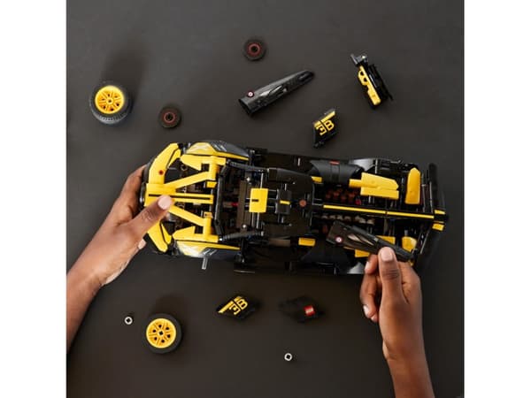 LEGO Technic 42151 Bugatti Bolide