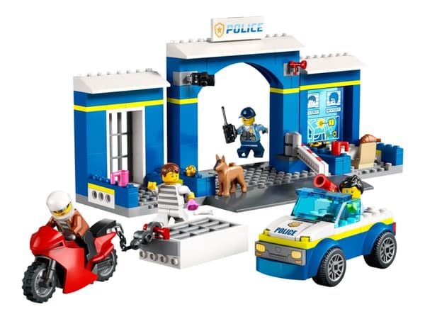 LEGO City 60370 Jakt vid polisstationen