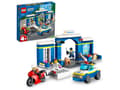 Miniatyrbild 1 av 5: LEGO City 60370 Jakt vid polisstationen