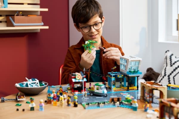 LEGO City 60380 - Central City