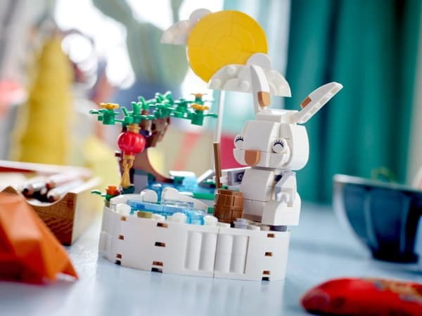 LEGO Månharen 40643