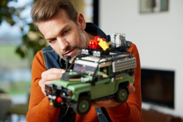 LEGO Technic 10317 Land Rover Classic Defender 90
