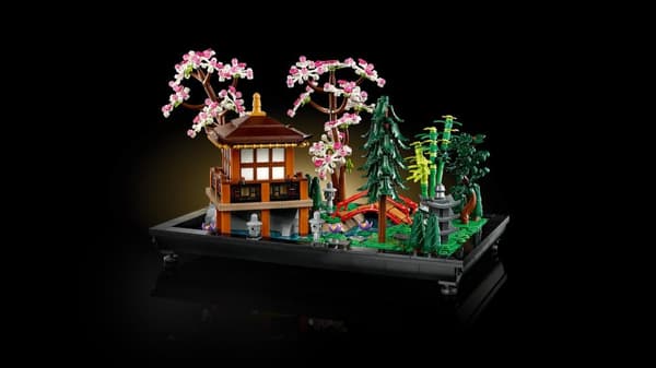 LEGO Icons Fridfull trädgård