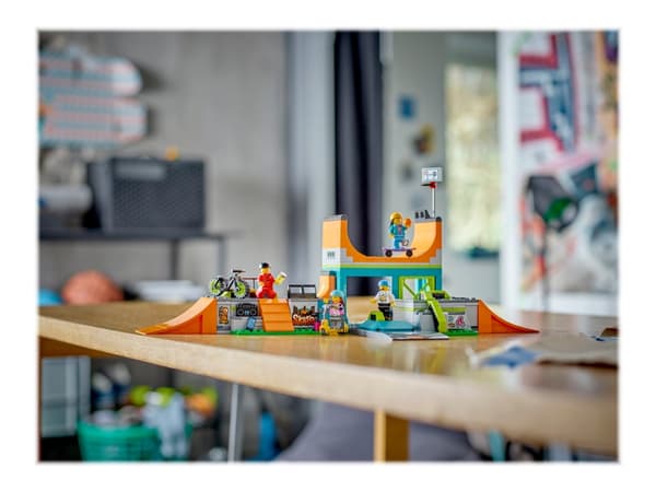 LEGO City 60364 Gade-skatepark