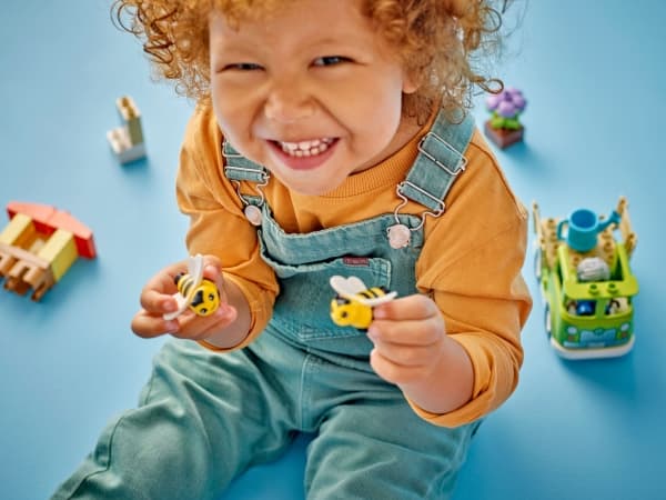 LEGO DUPLO 10419 Sköta om bin och bikupor