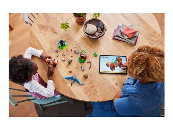 LEGO Jurassic World 76963 Dyrereservat med dinosaurunger