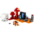 Miniatyrbild 4 av 4: LEGO Minecraft - Attack vid Nether-portalen