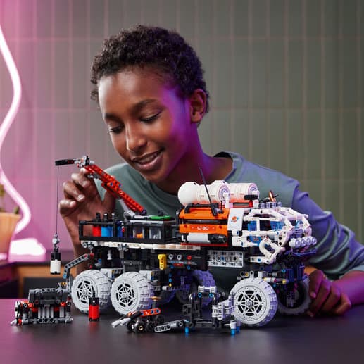 LEGO Technic Rover för utforskning på Mars 42180